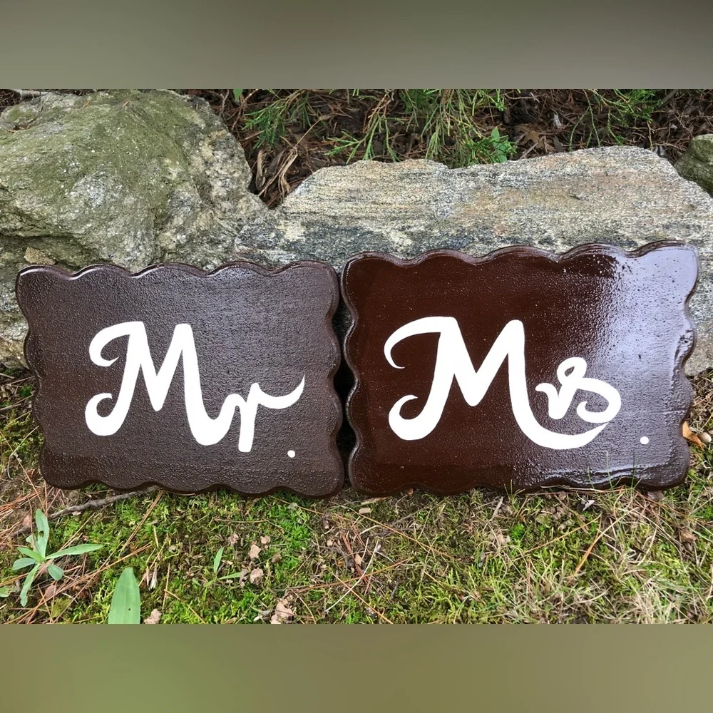 Mr Mrs Wedding Sign, Brown Wooden Mr Mrs Wedding Sign